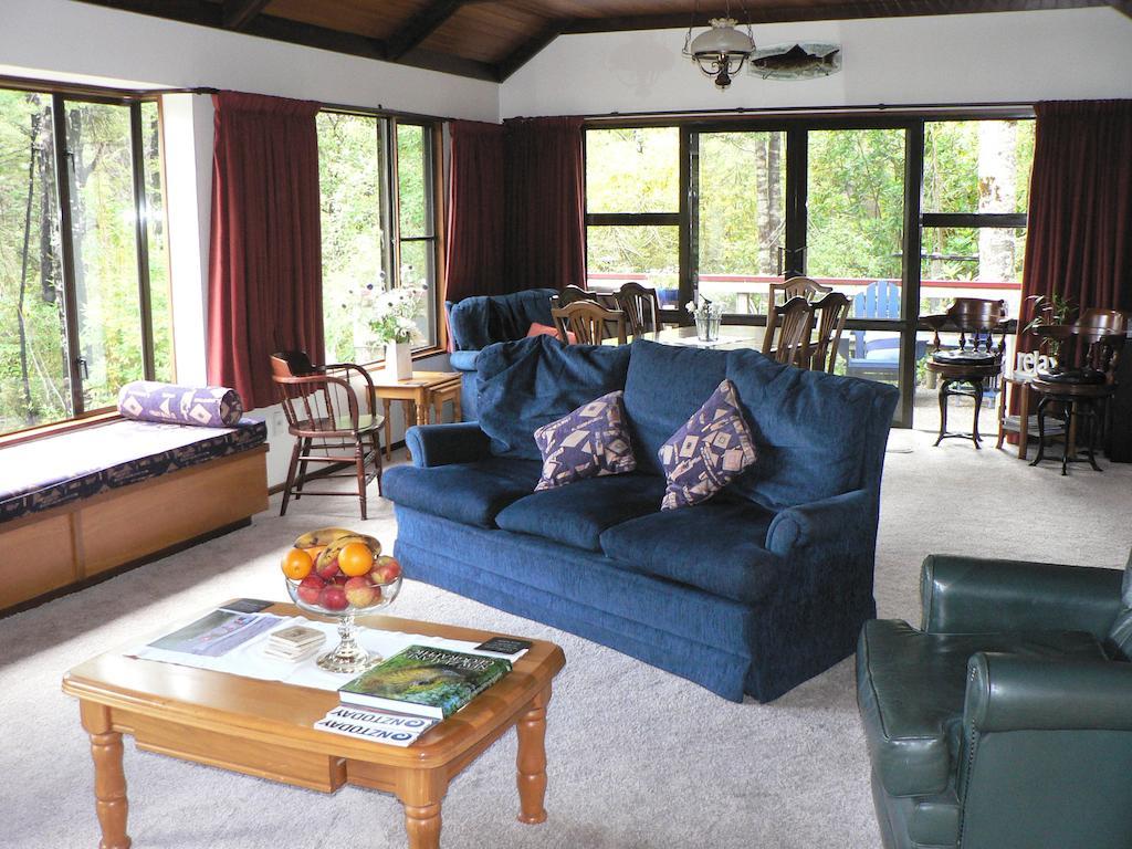 Avarest Bed & Breakfast เซนต์อาร์โนด์ ภายนอก รูปภาพ
